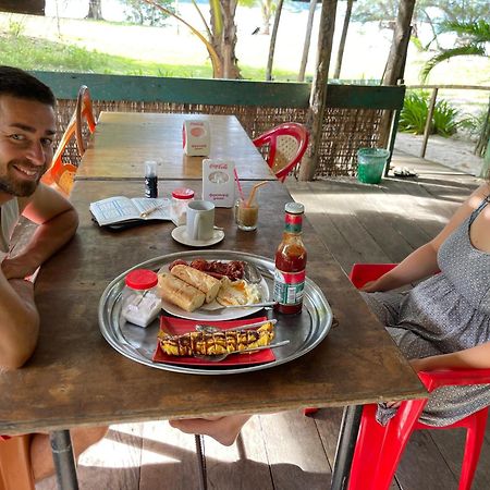 Naks Shack Hostel Koh Ta Kiev Kültér fotó